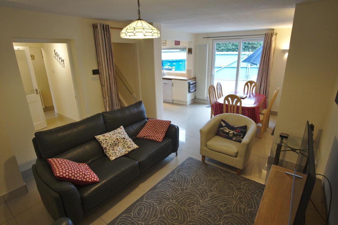 The Folly Villa Bangor  Esterno foto